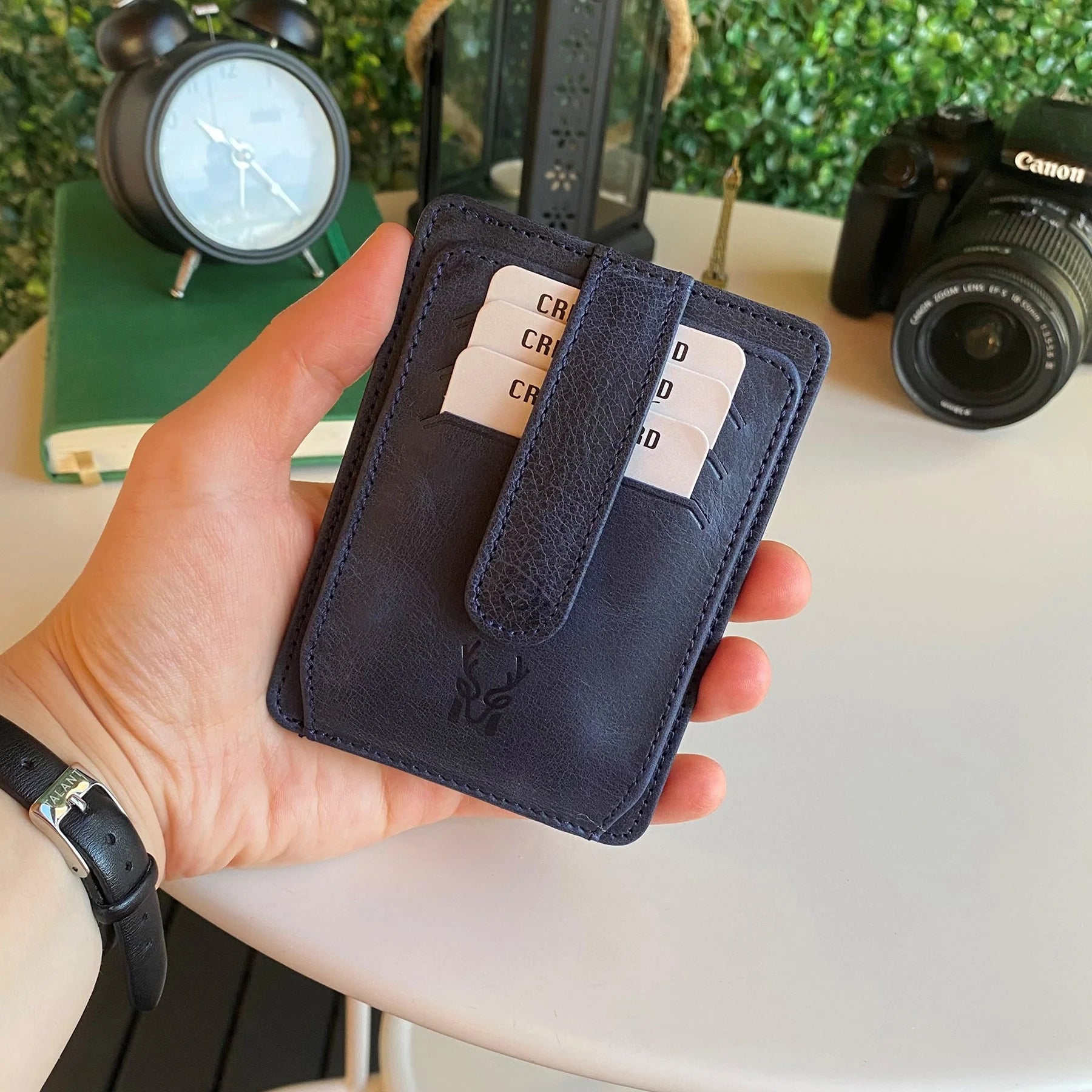 Zona - Genuine Leather Card Holder with ID Windon and Cash Compartment