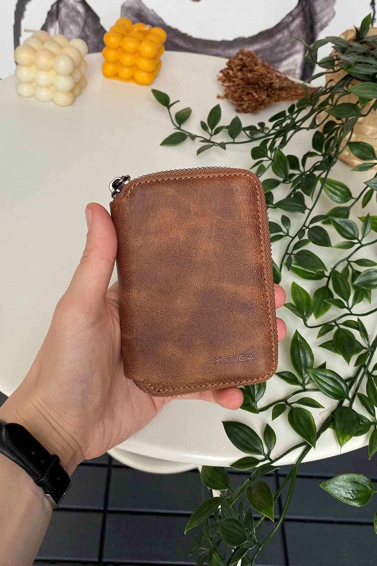 Porto - Genuine Leather Wallet with Zipper Feature